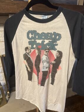 The Knits Vintage 1982 Cheap Trick One On One Tour Men's Raglan Graphic Tee M